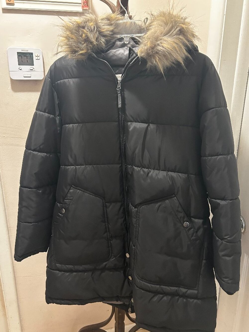 .  Maralyn & Me Puffer Coat Gently Used Size 1X (Fits Like 2X) – Faux Fur Hood